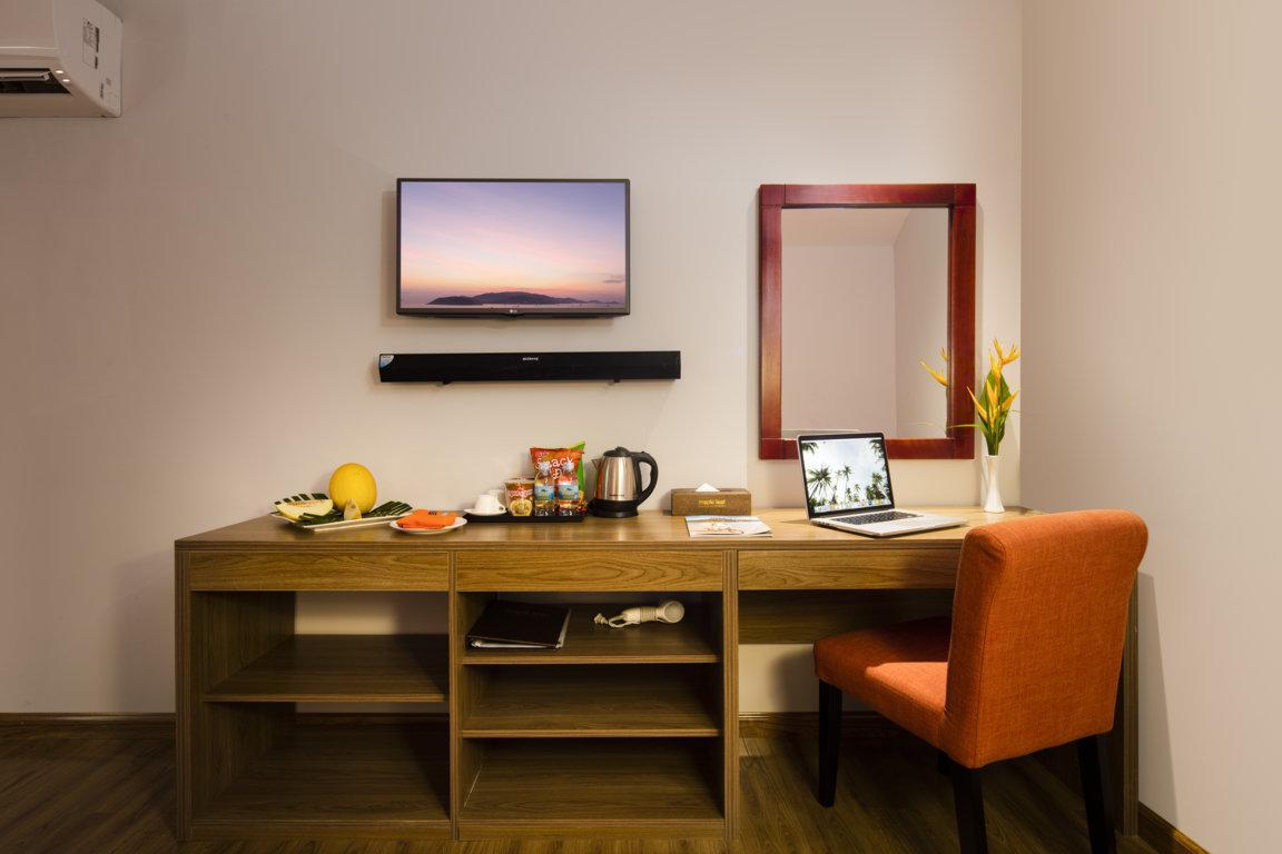 Maple Leaf Hotel & Apartment Нячанг Экстерьер фото