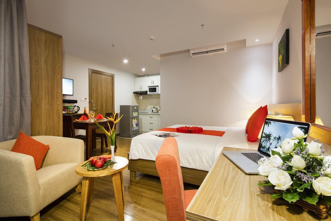 Maple Leaf Hotel & Apartment Нячанг Экстерьер фото
