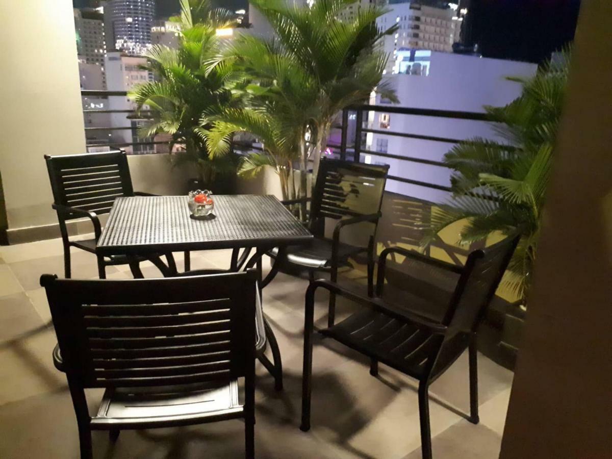 Maple Leaf Hotel & Apartment Нячанг Экстерьер фото